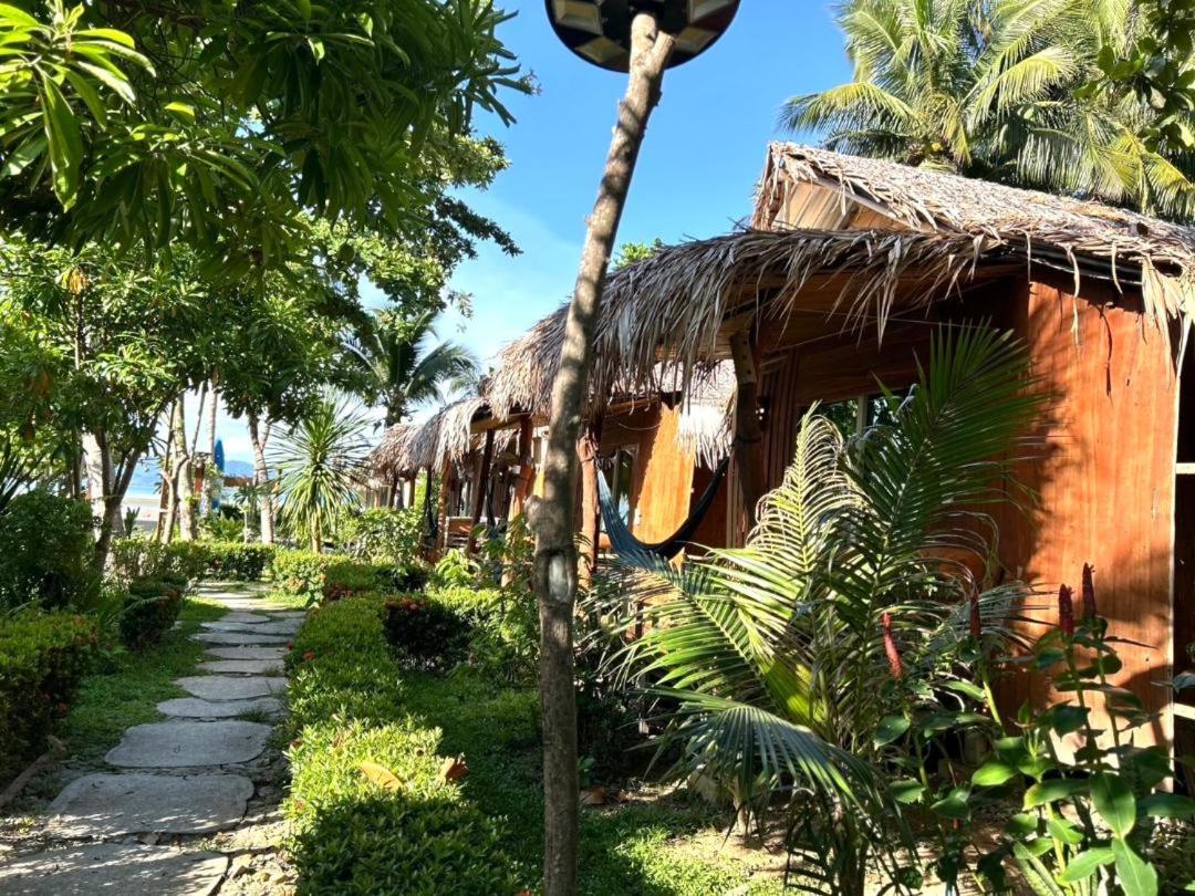 Mook Montra Resort Sea Front Ko Muk Exterior foto