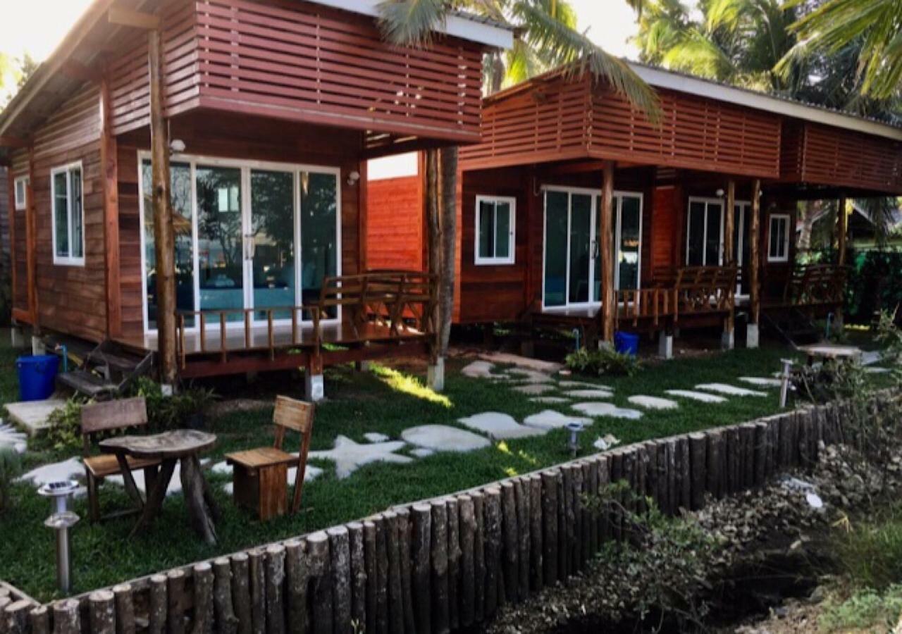 Mook Montra Resort Sea Front Ko Muk Exterior foto